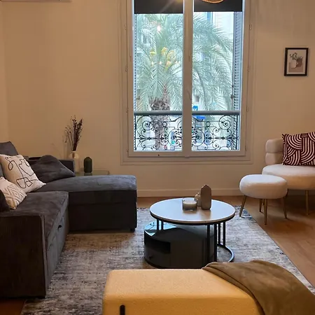 Choose To Be ! Apartment